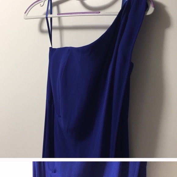 BCBG Royal Blue One Shoulder Chiffon Dries Gown, 4 - Picture 2 of 3